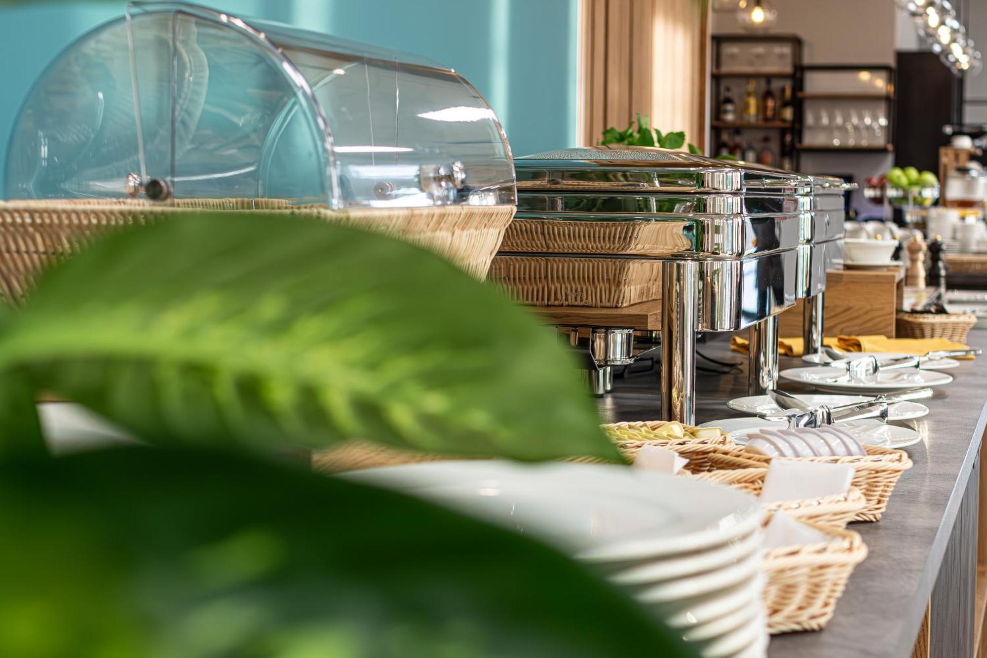 Novy Hotel Zielona Góra Dış mekan fotoğraf