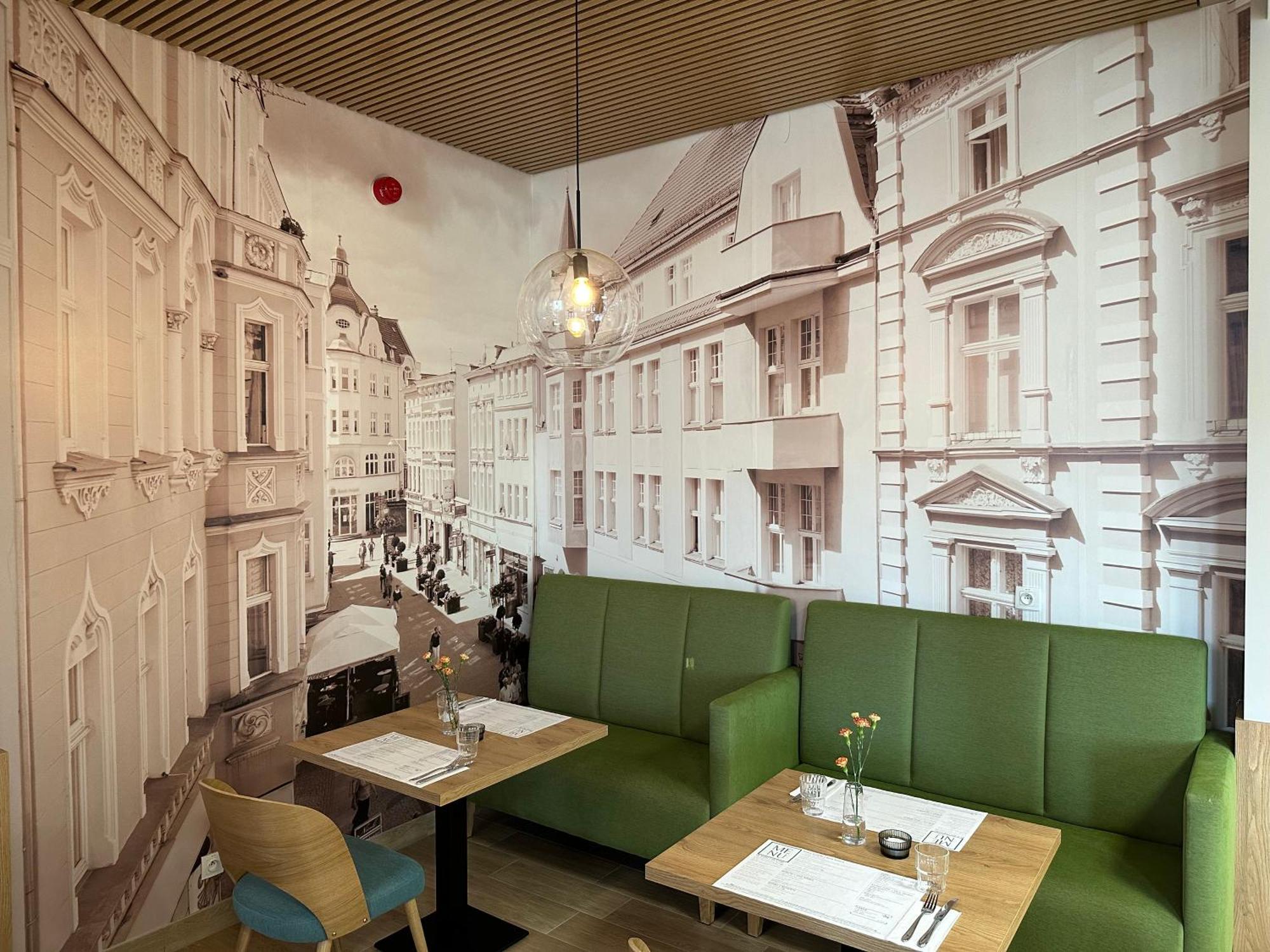 Novy Hotel Zielona Góra Dış mekan fotoğraf